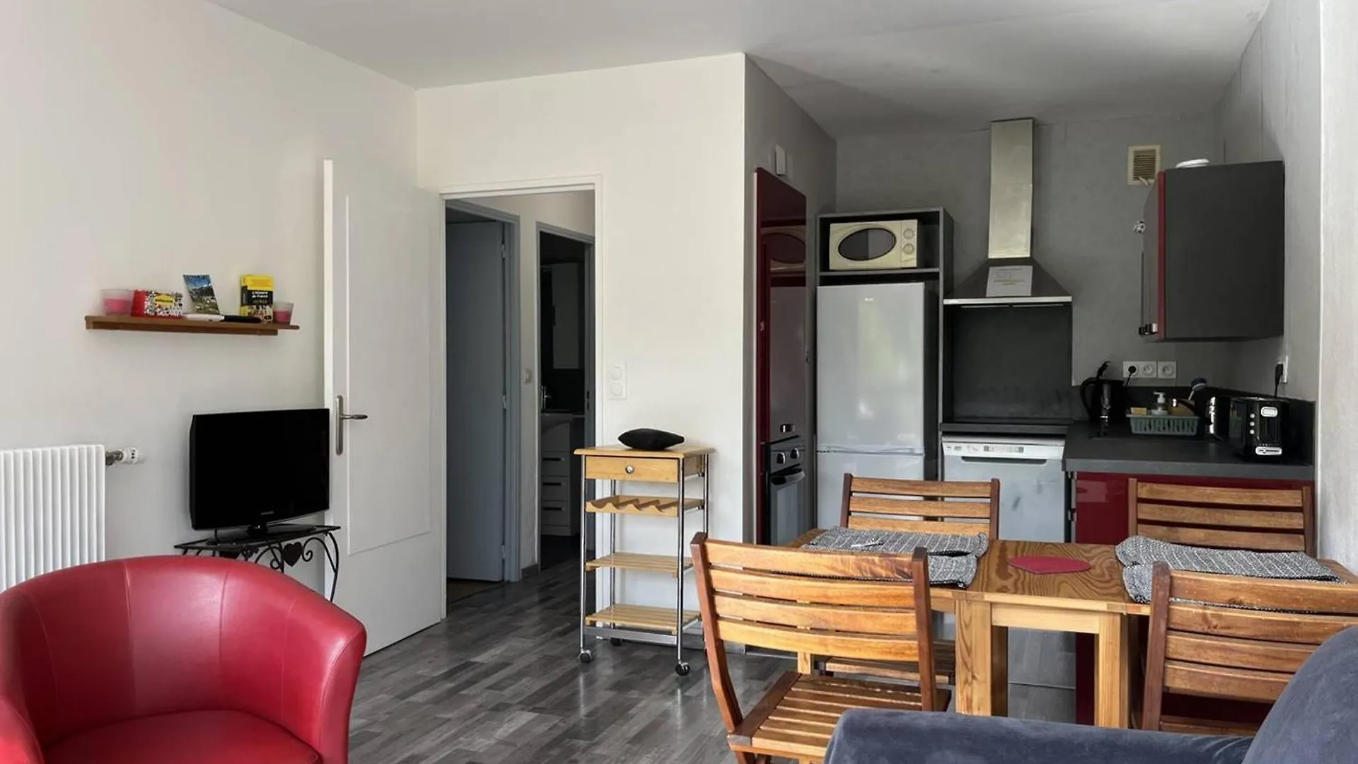 Appartement Fonctionnel A Villard-De-Lans, Balcon, Parking Gratuit - Fr-1-548-40 Villard-de-Lans